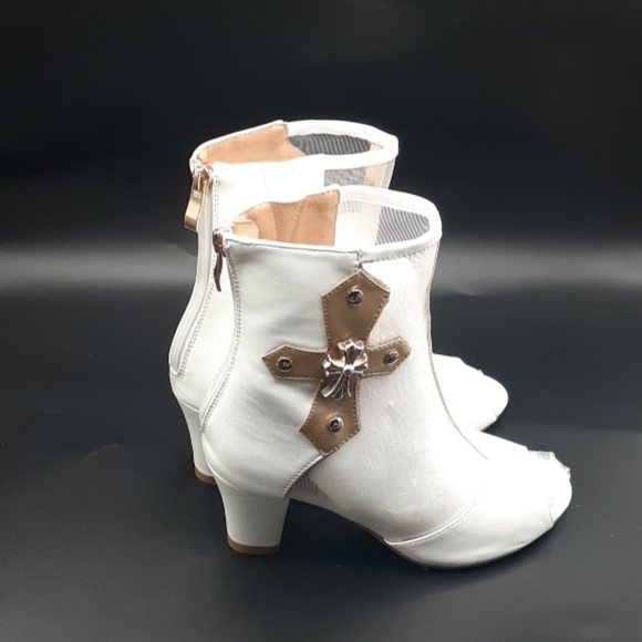 Midnight Velvet Cross and Mesh Bootie - Picture 2 of 4